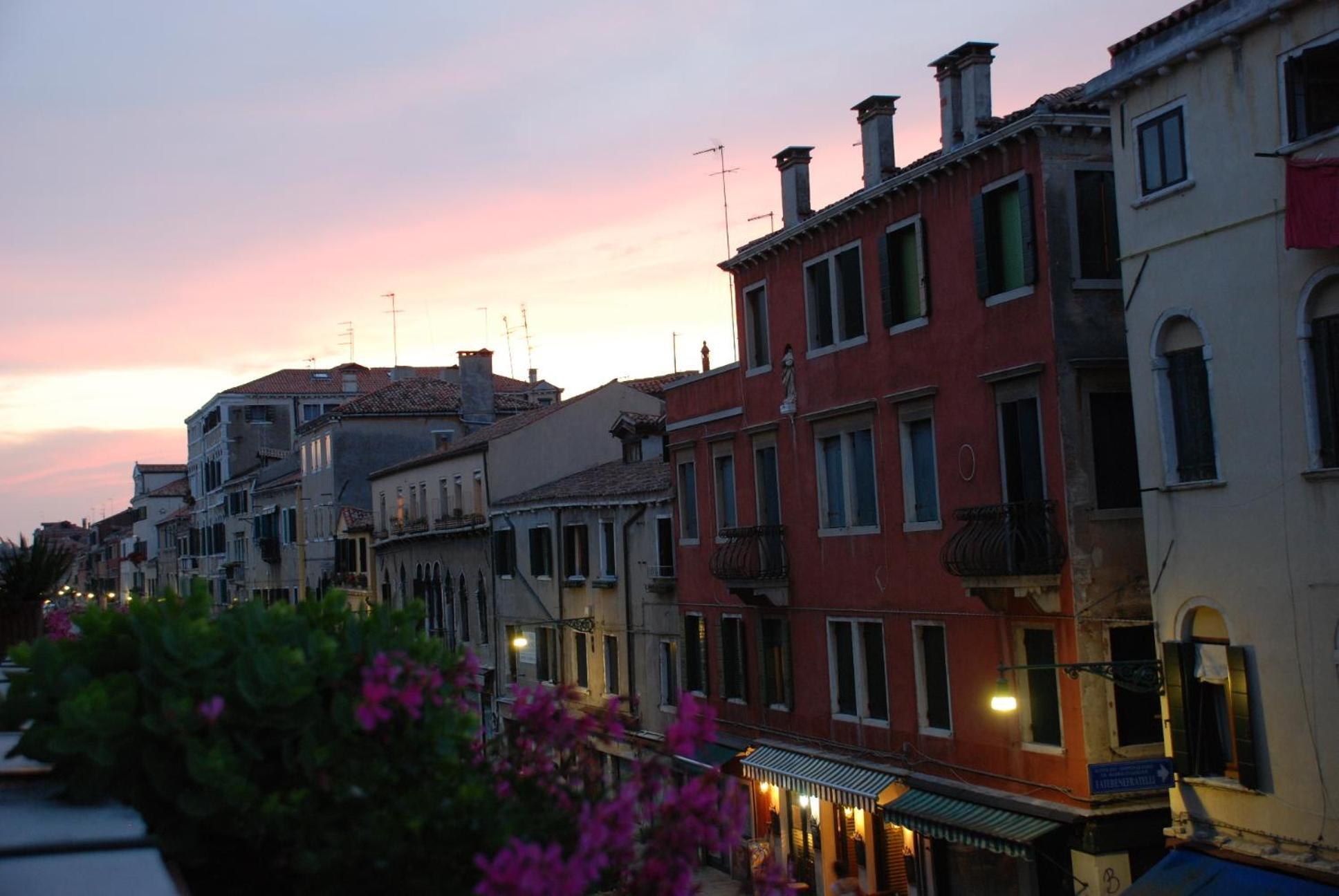 At Leonard Venedig